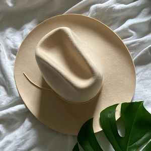 Vintage Classic Western Hat